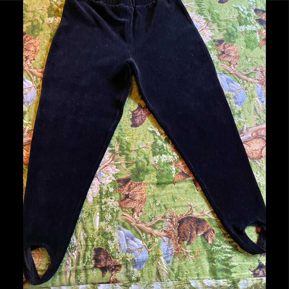 I.Magnin Stretch Velvet Leggings With Stirup